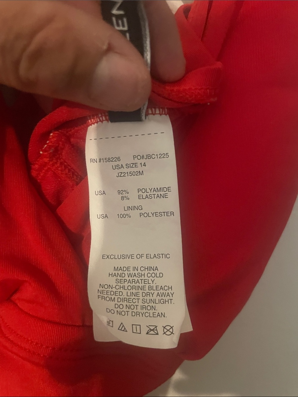 Jantzen red 1 piece swimsuit made with 92% polyamide and 8% elastane. - Picture 3 of 9